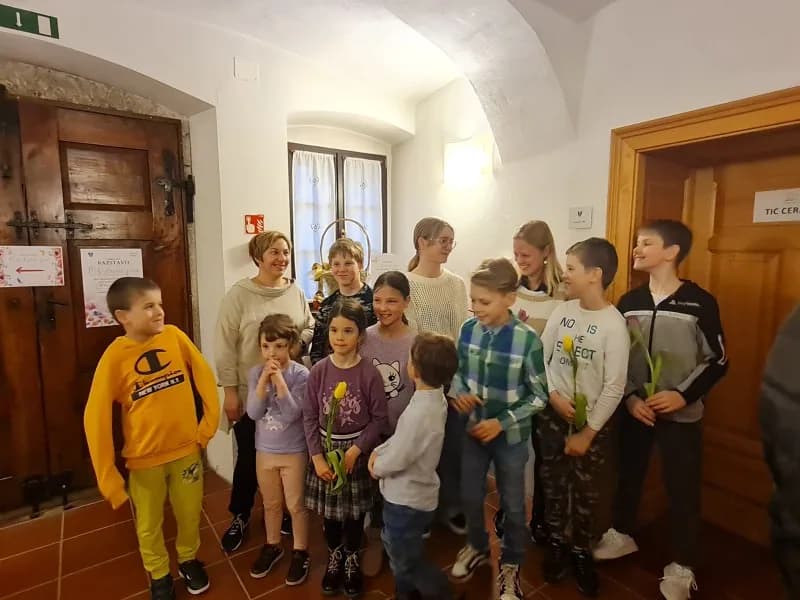 Utrip z otvoritve razstave Ob dnevu žena