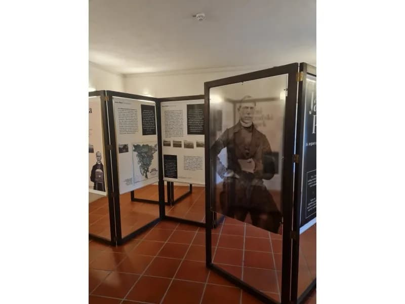 Do you know who invented the selfie?