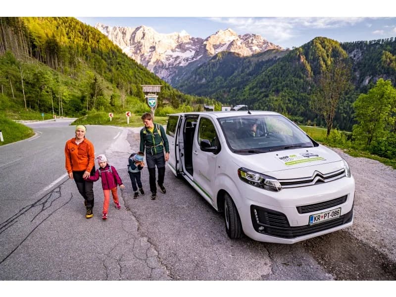 Hop-on Hop-off kombi okrog Kamniško-Savinjskih Alp