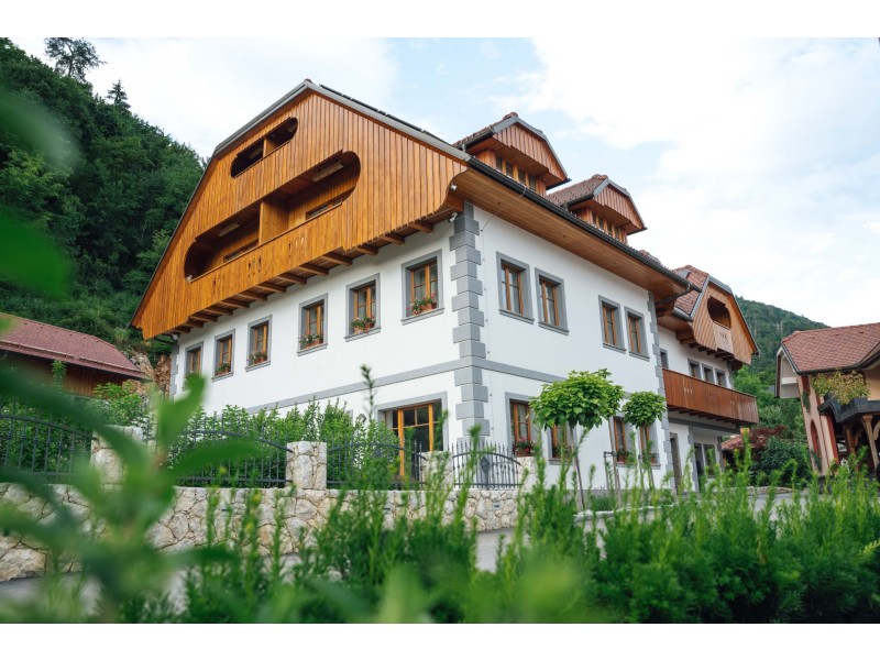 Apartmaji Menart