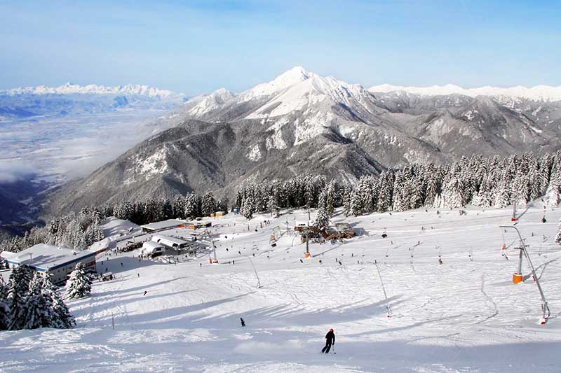 Krvavec pozimi