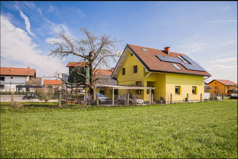 Stanovanje s pogledom na gore